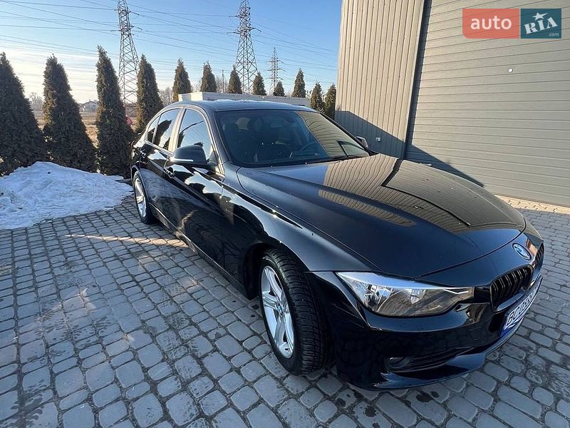 Седан BMW 3 Series 2014 в Львове