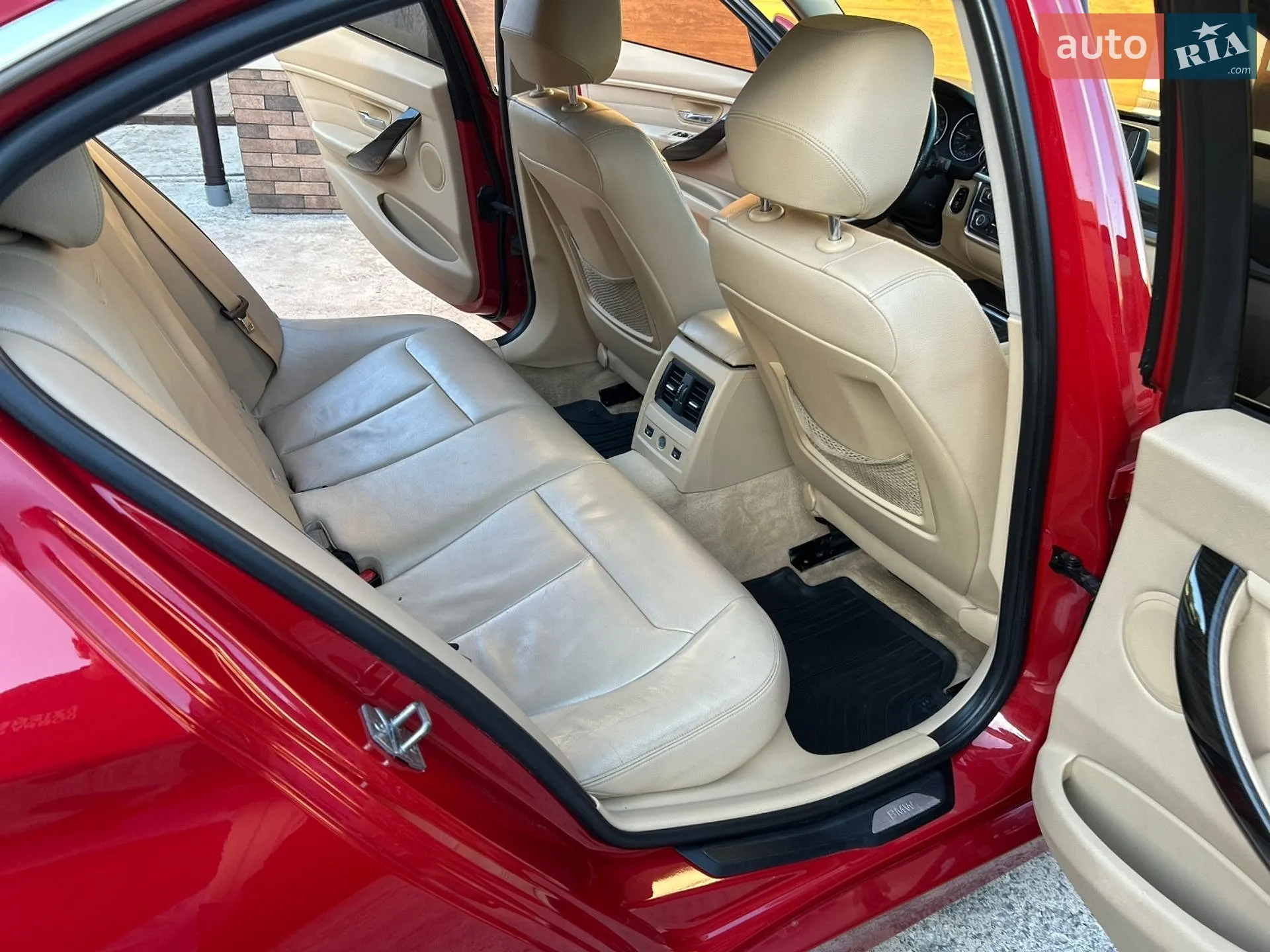 2012 BMW 3er - мініатюра 15