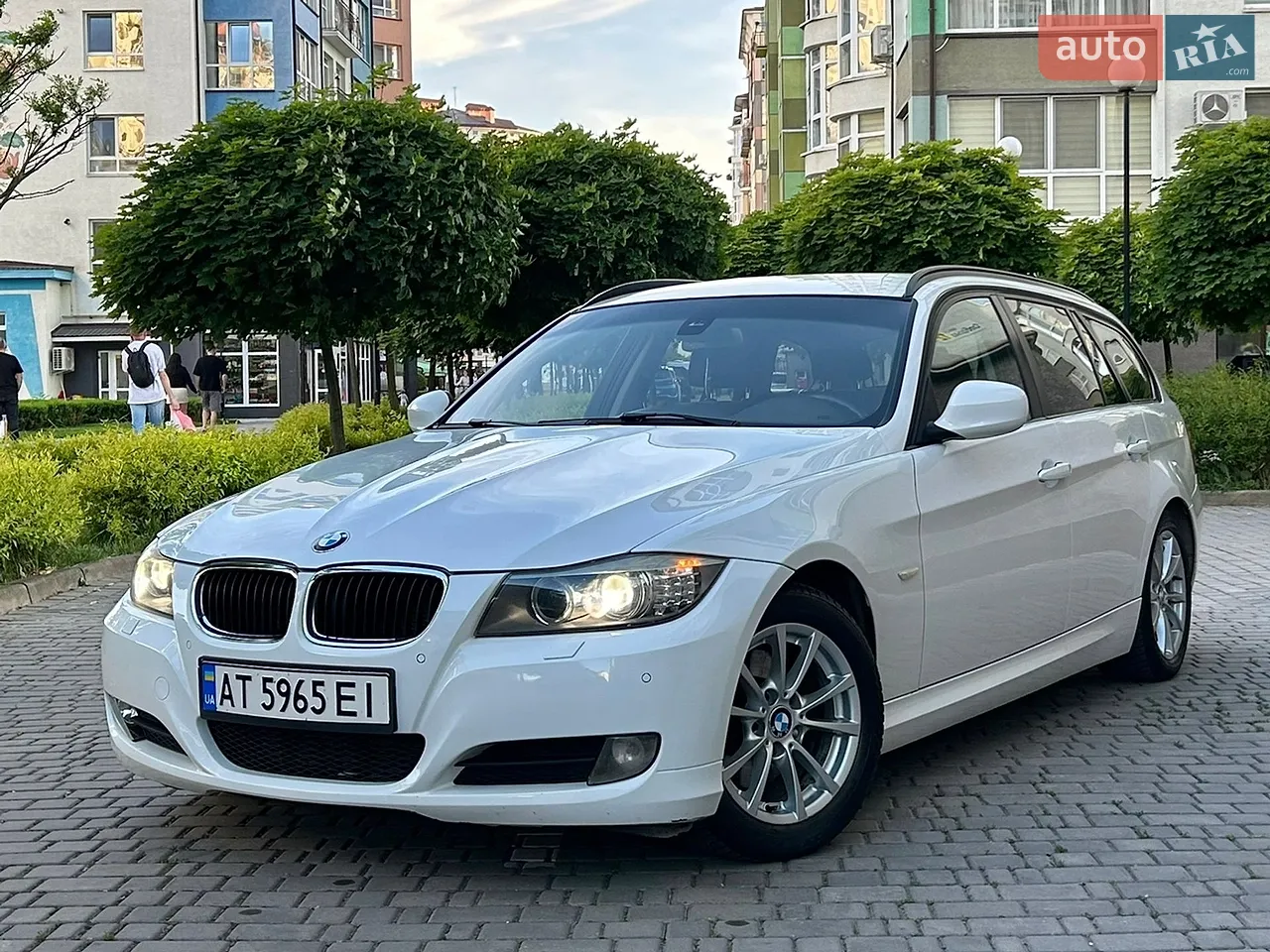 2010 BMW 3er - мініатюра 24