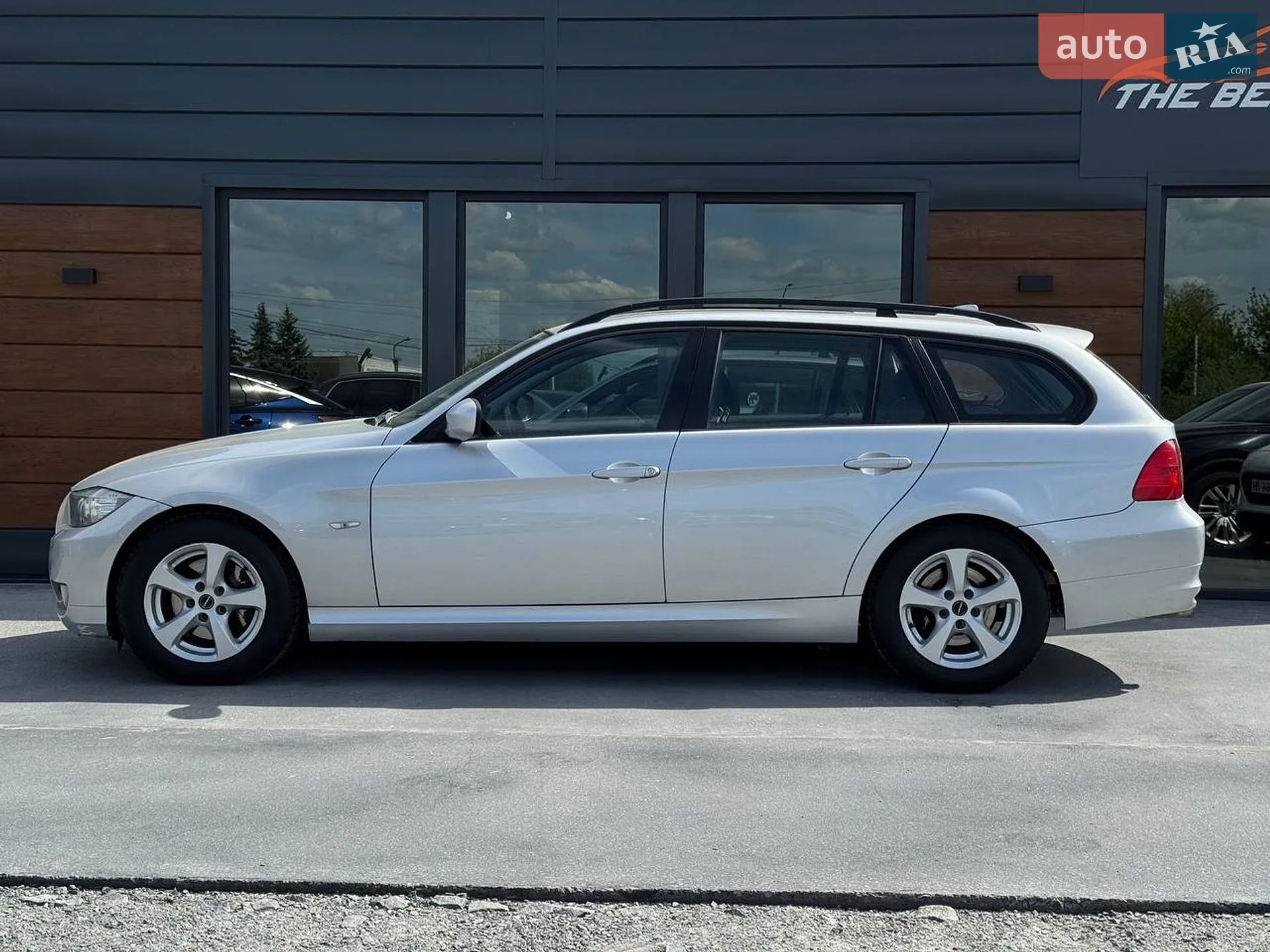 2010 BMW 3er - мініатюра 11