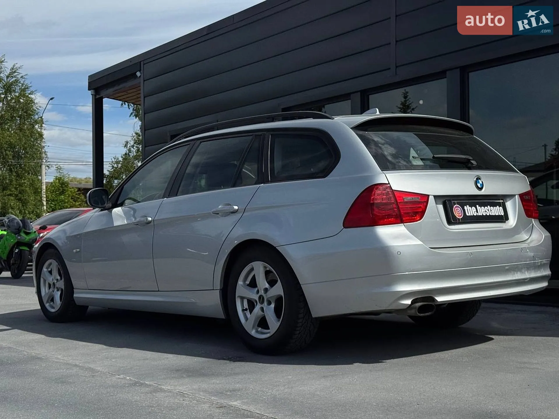 2010 BMW 3er - мініатюра 12