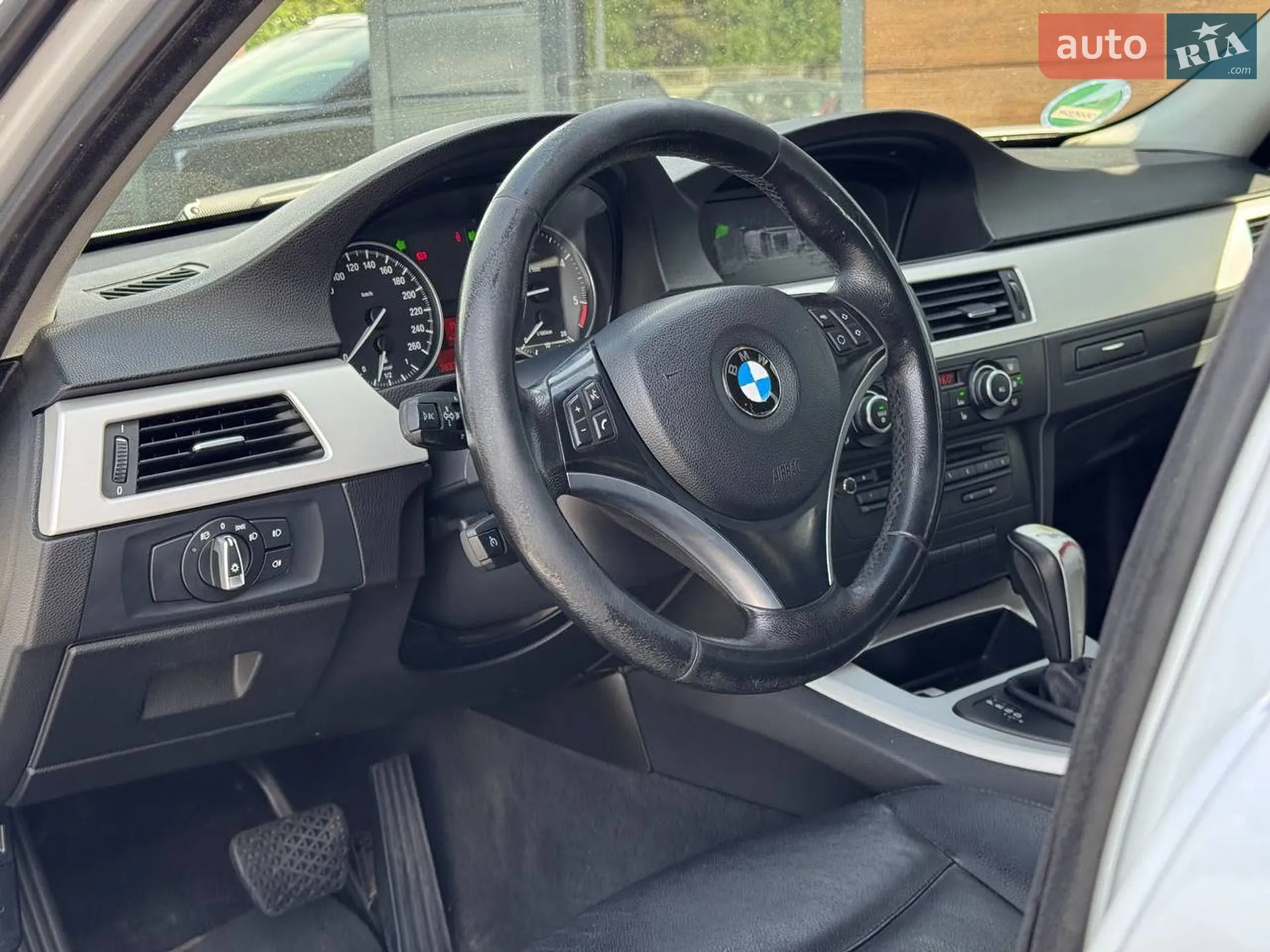 2010 BMW 3er - мініатюра 24