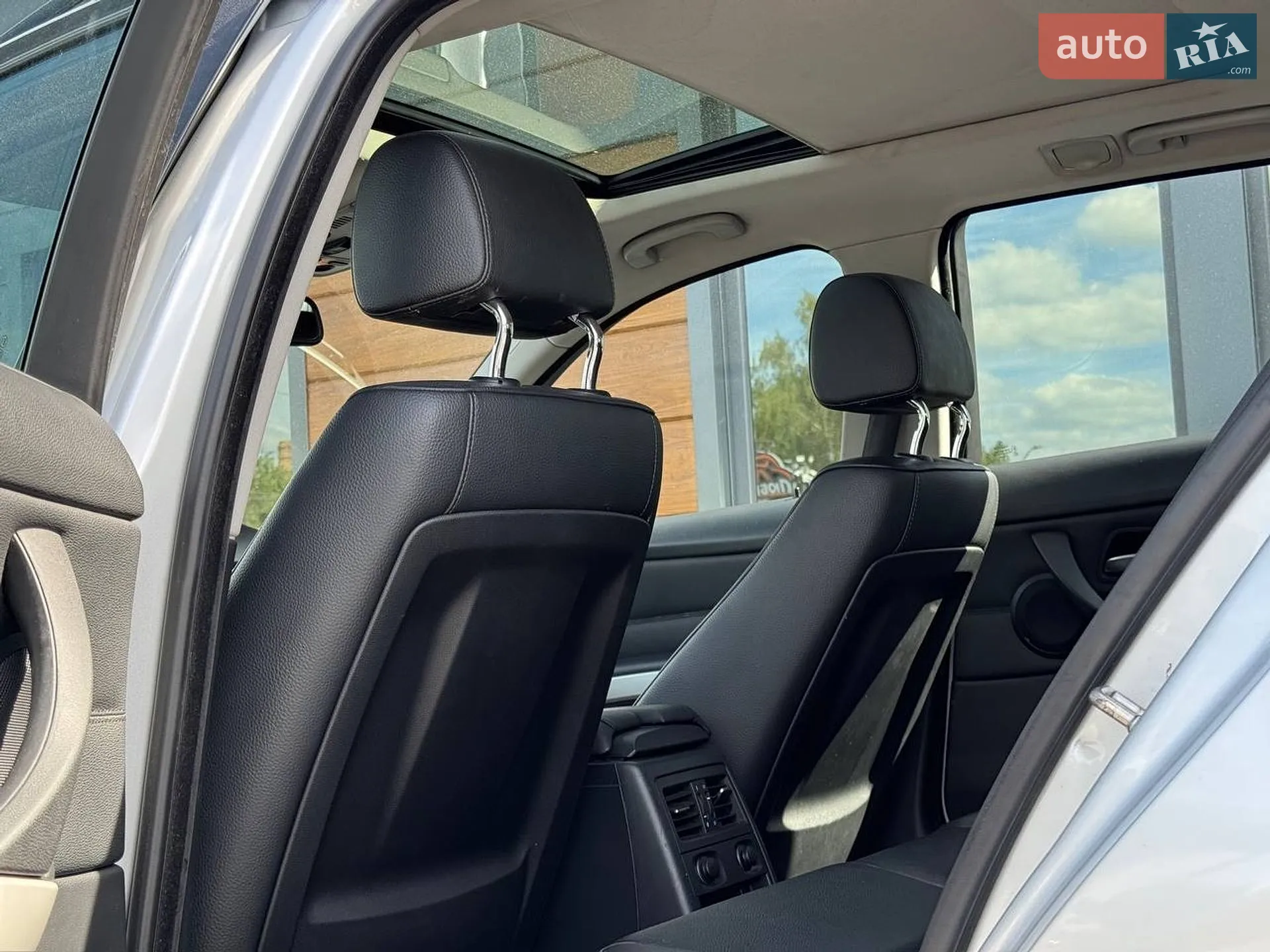2010 BMW 3er - мініатюра 41