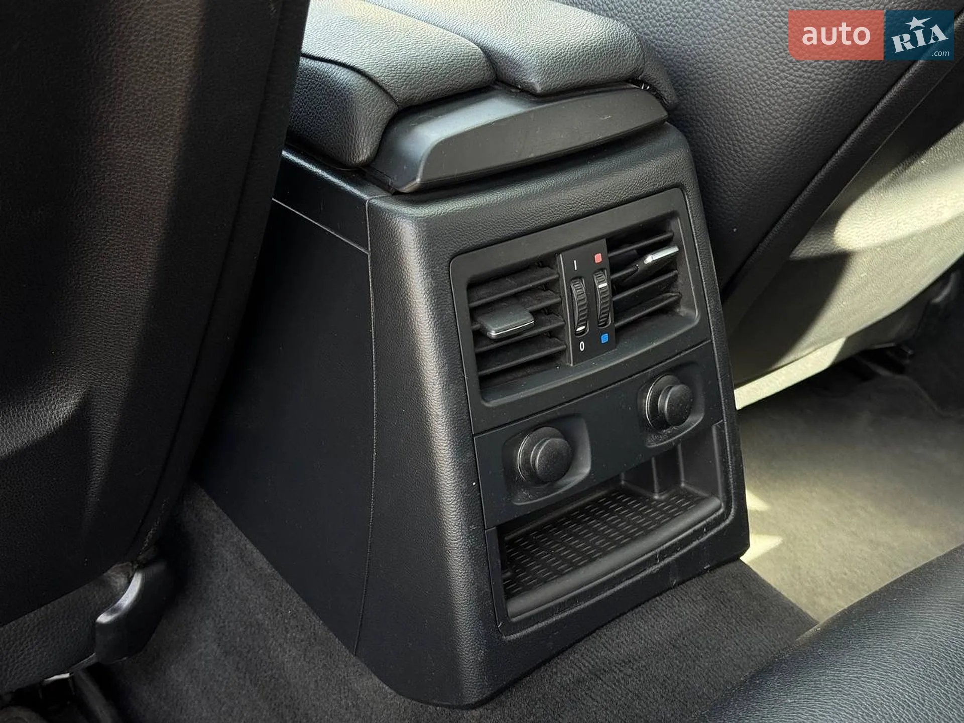 2010 BMW 3er - мініатюра 42