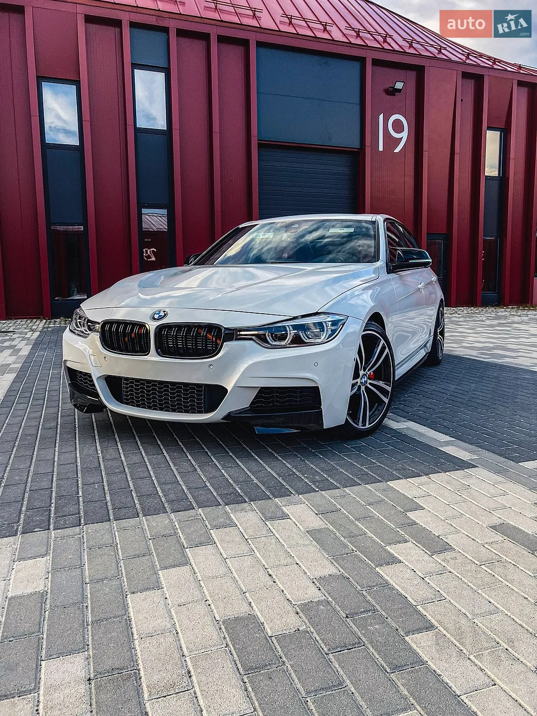2015 BMW 3er - мініатюра 2