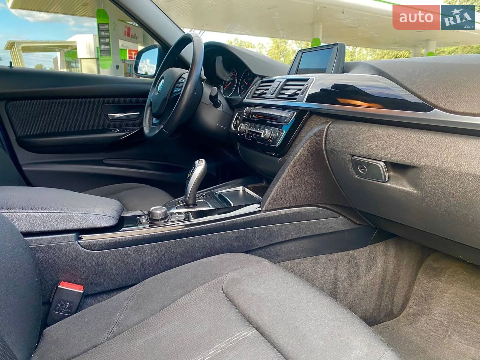 2017 BMW 3er - мініатюра 15