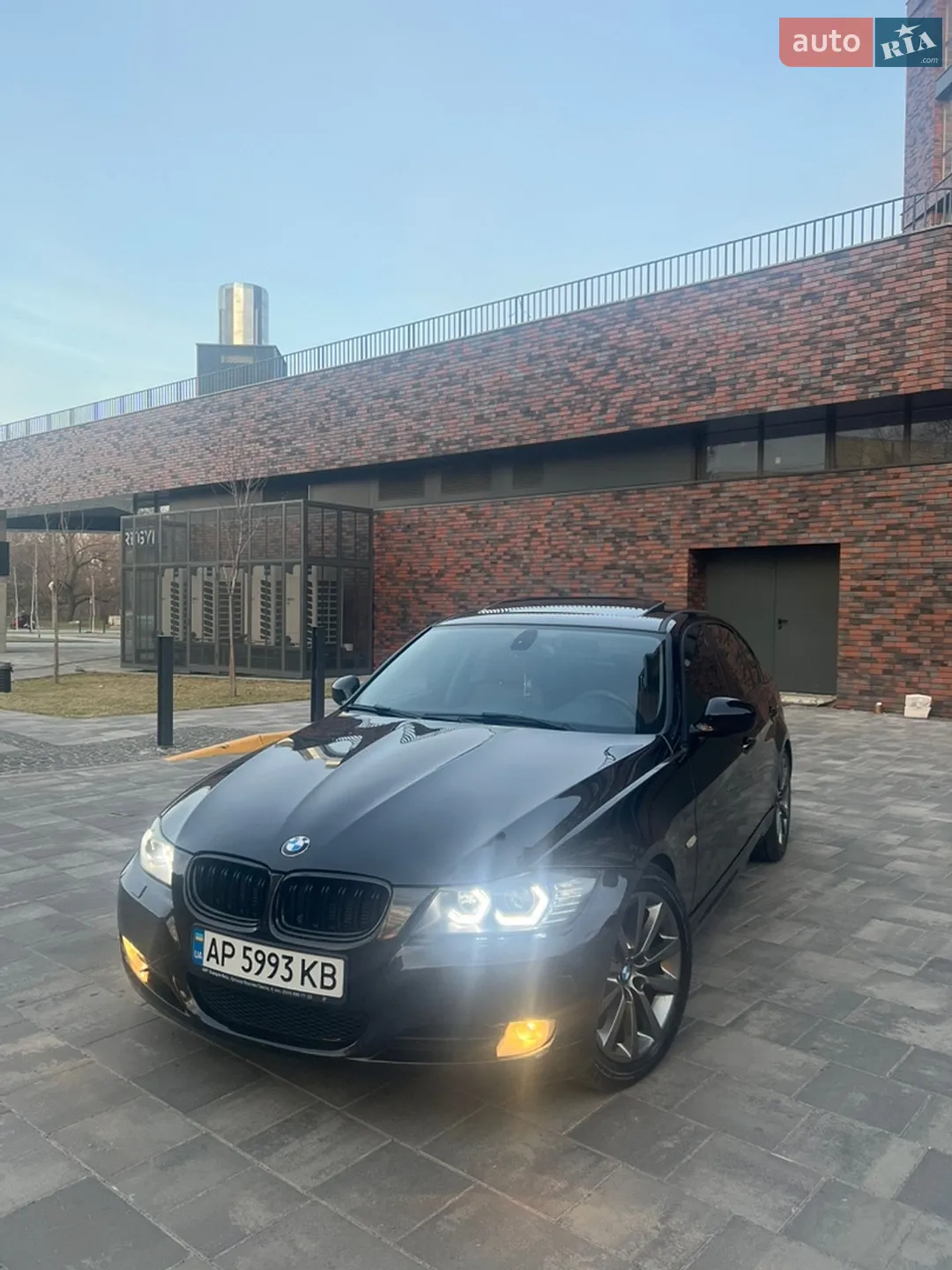 2011 BMW 3er - мініатюра 2