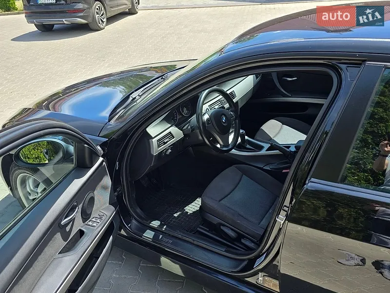 BMW 3 Series 2005 VIN WBAVU31090KY05426 фото оголошення 6 з 43