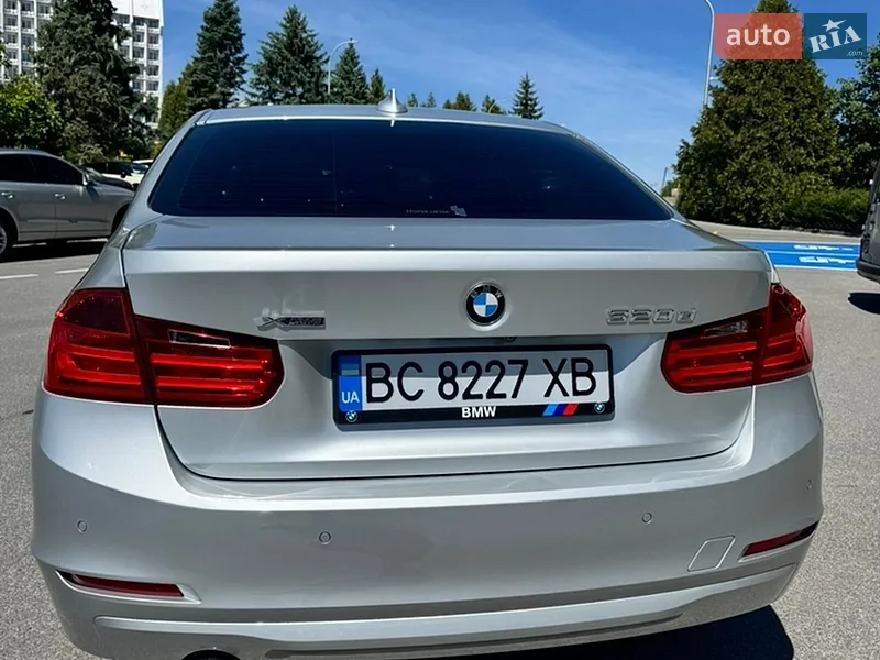 BMW 3 Series 2014 VIN WBA3D5102EF705610 фото оголошення 5 з 68