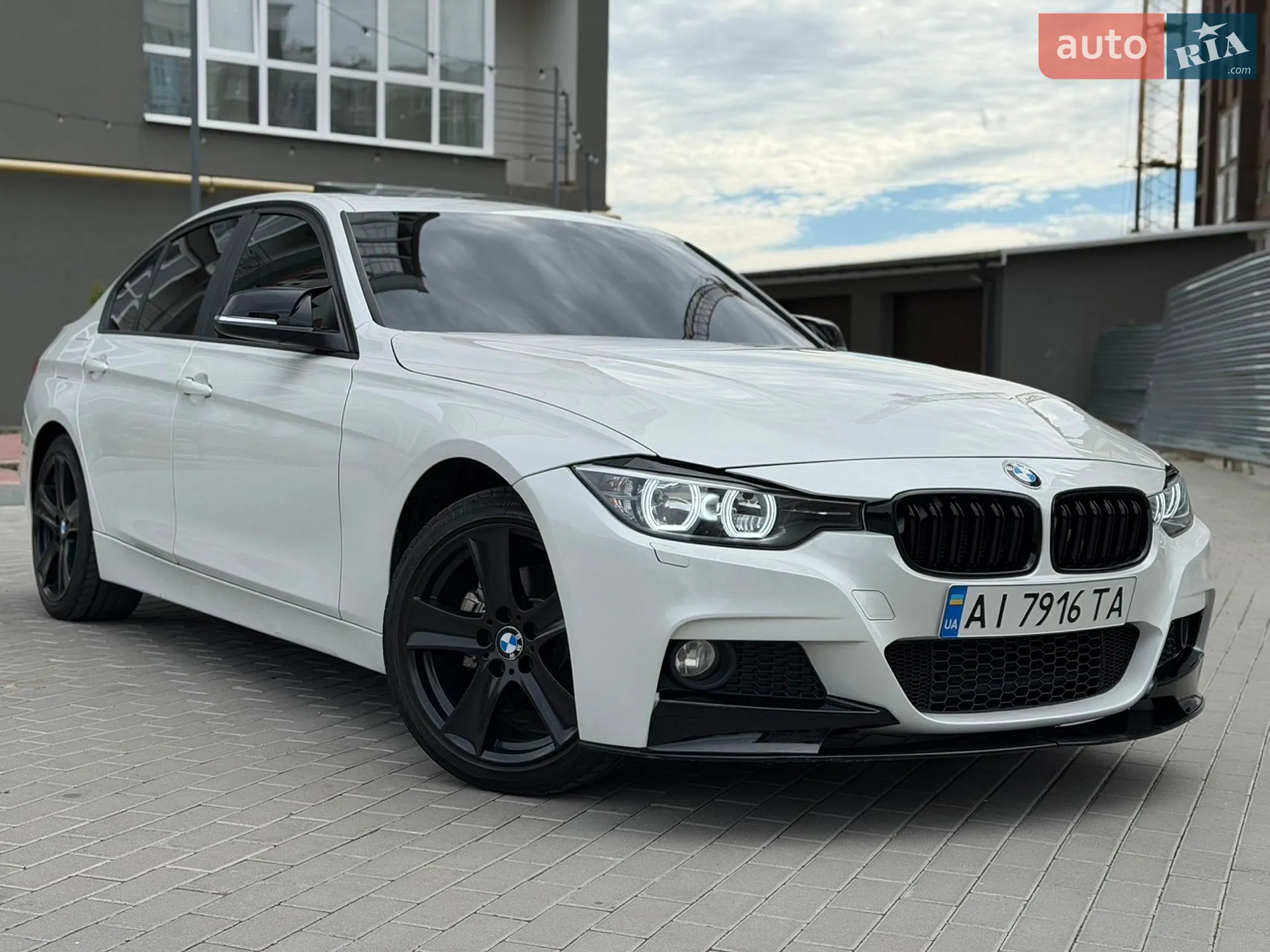 2013 BMW 3er - мініатюра 2