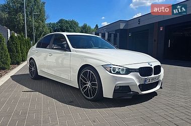 Седан BMW 3 Series 2015 в Черкассах