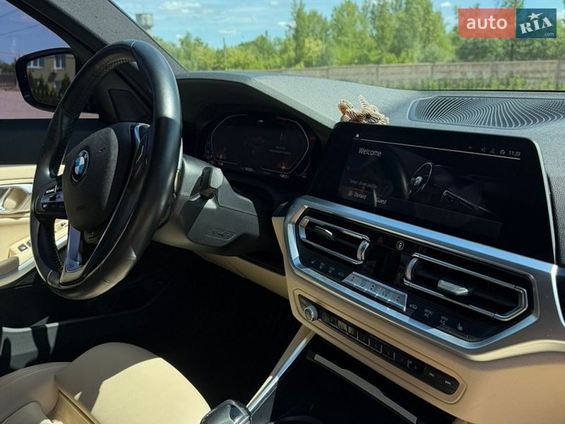 Седан BMW 3 Series 2019 в Киеве
