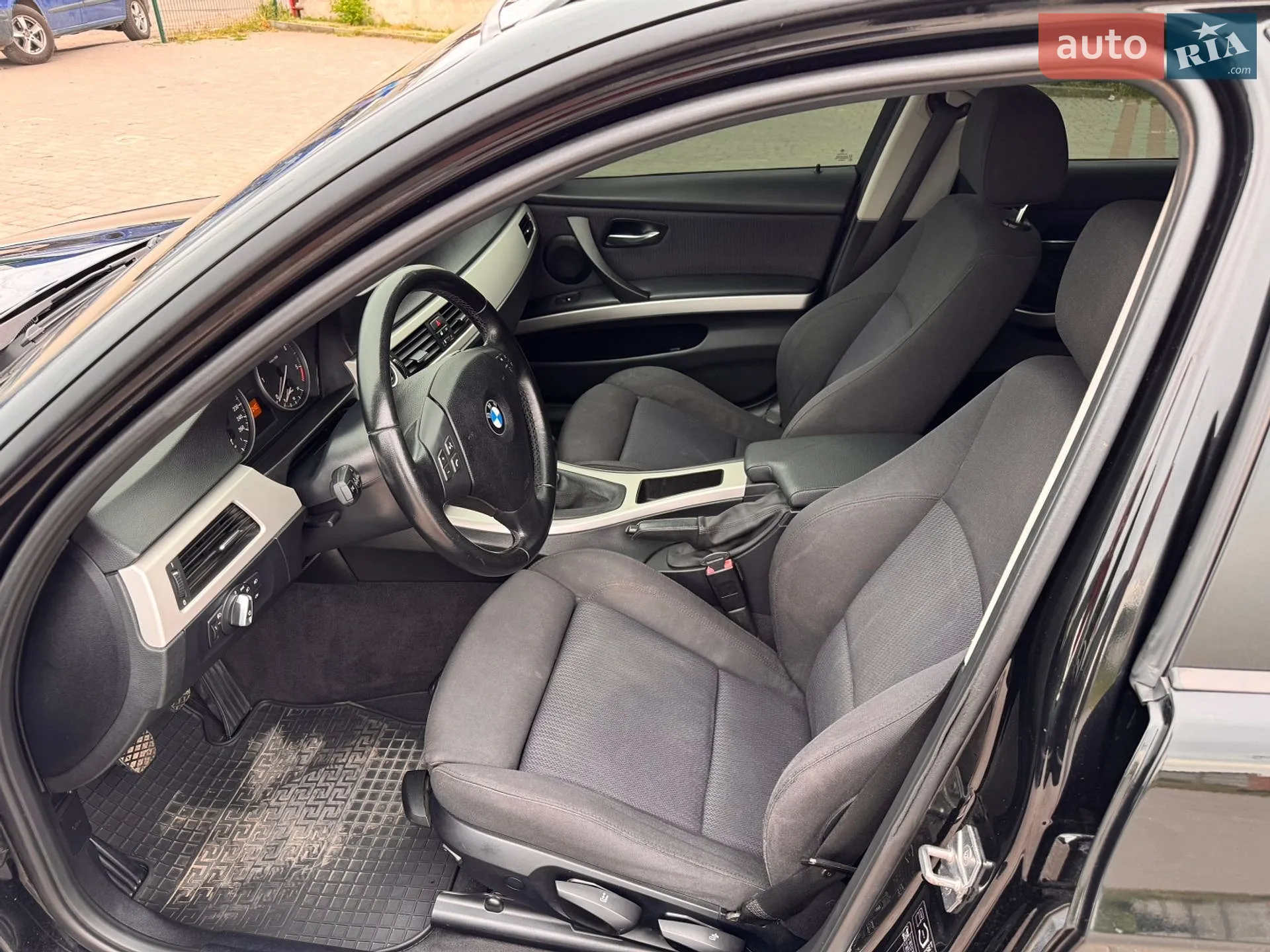 2010 BMW 3er - мініатюра 10