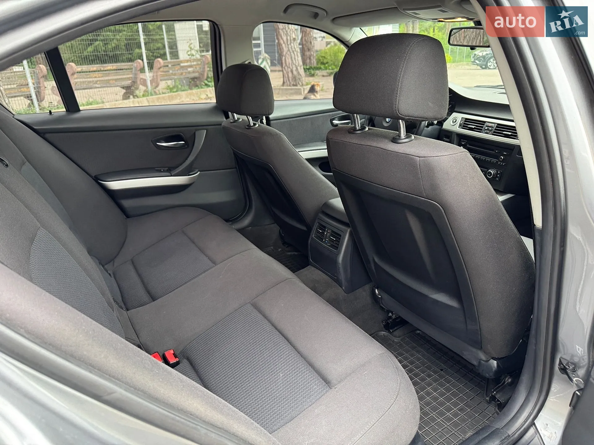 2010 BMW 3er - мініатюра 21