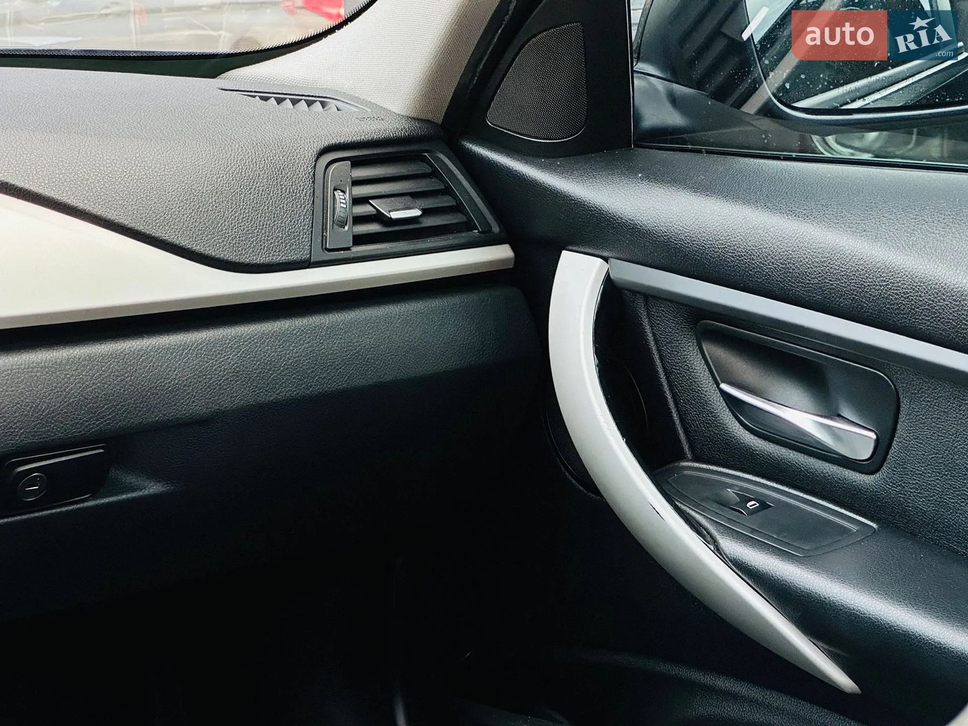 2012 BMW 3er - мініатюра 36