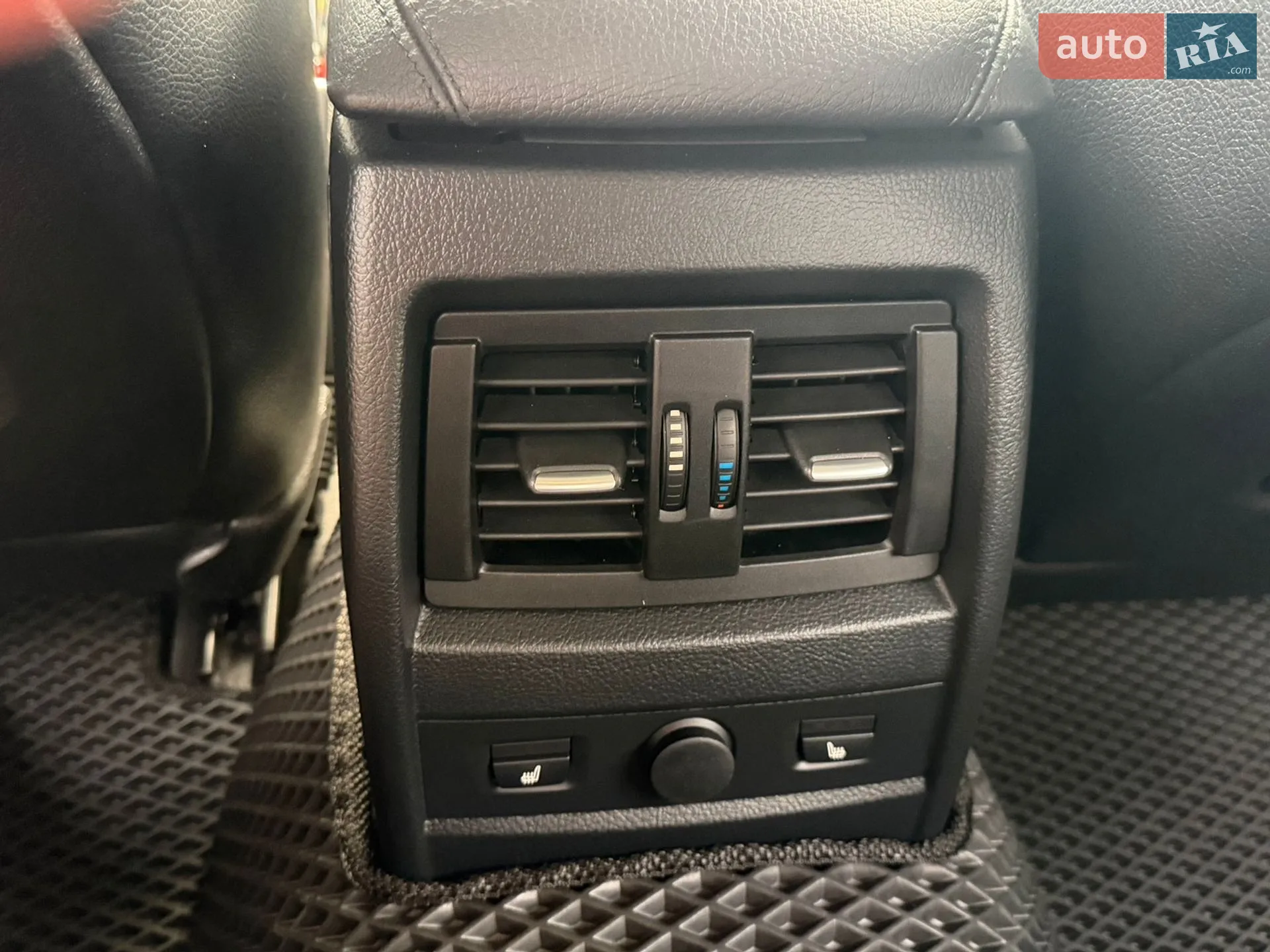 2012 BMW 3er - мініатюра 27