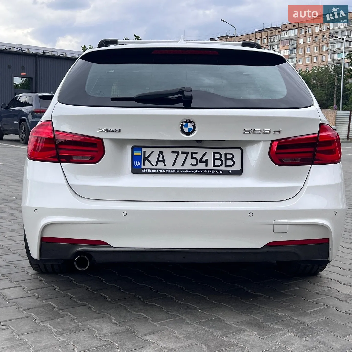 BMW 3 Series 2016 VIN WBA8J1C59GK710989 фото оголошення 28 з 33
