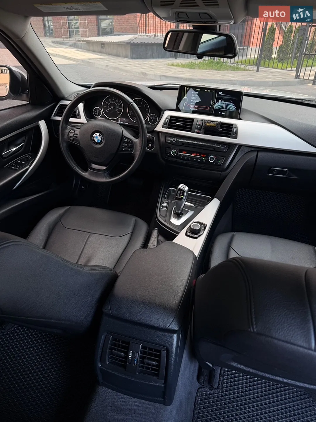 2014 BMW 3er - мініатюра 26