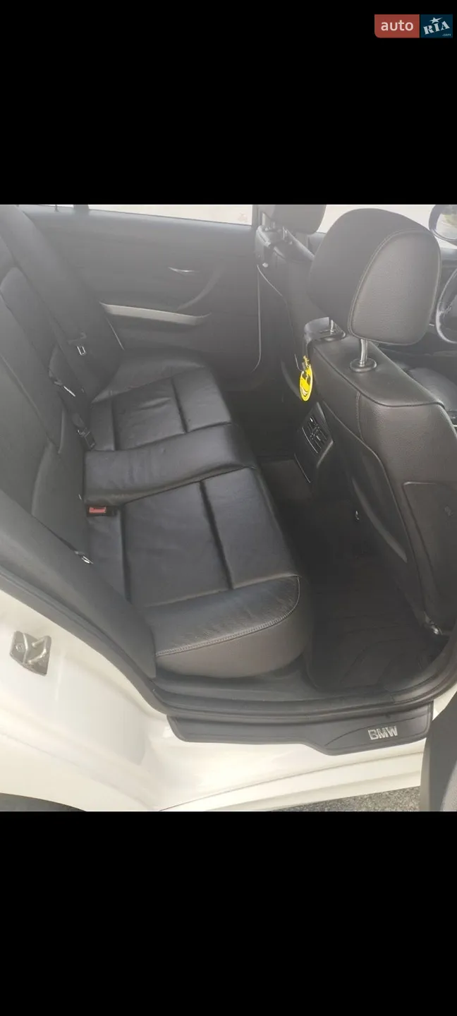 2010 BMW 3er - мініатюра 10
