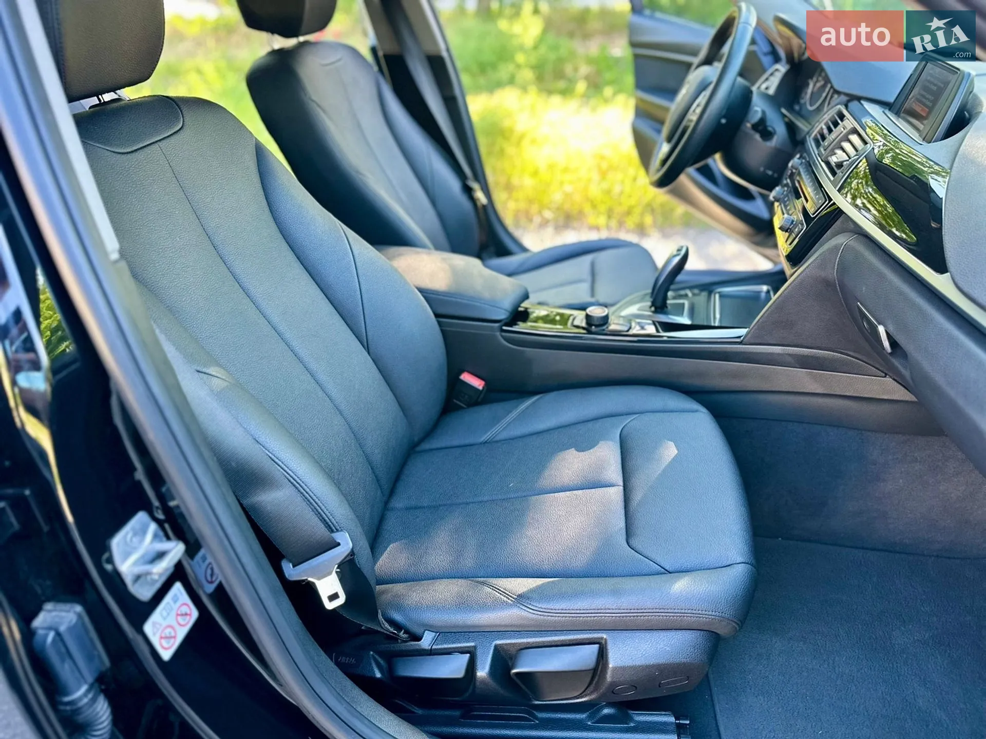 2017 BMW 3er - мініатюра 16