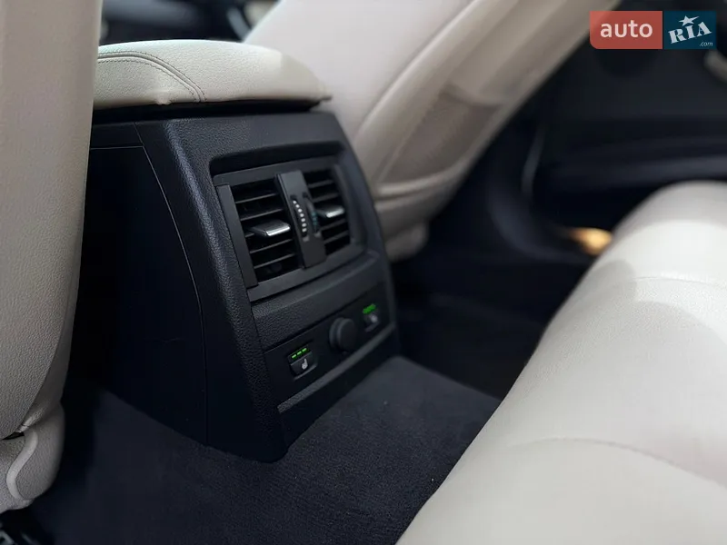 BMW 3 Series 2014 VIN WBA3B5C54FF961120 фото оголошення 31 з 64