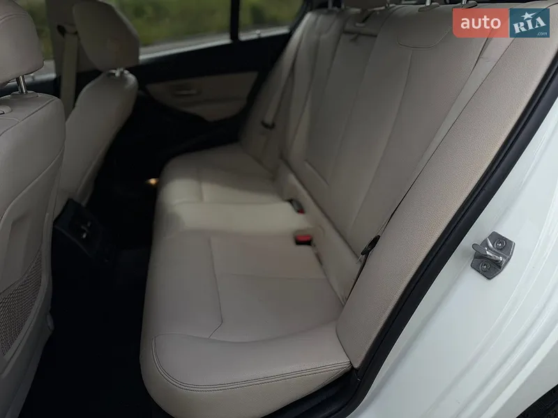 BMW 3 Series 2014 VIN WBA3B5C54FF961120 фото оголошення 34 з 64