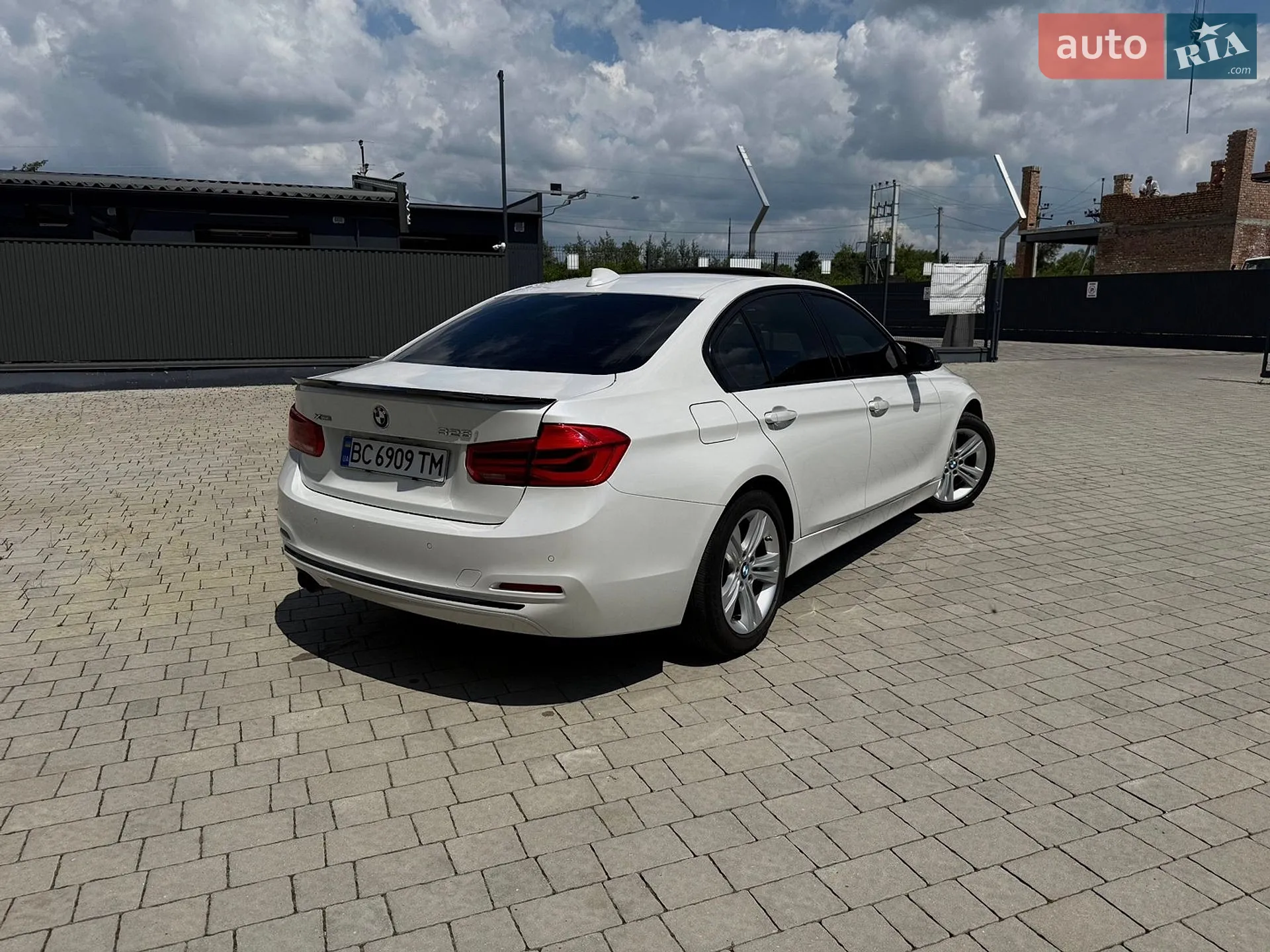 2015 BMW 3er - мініатюра 6