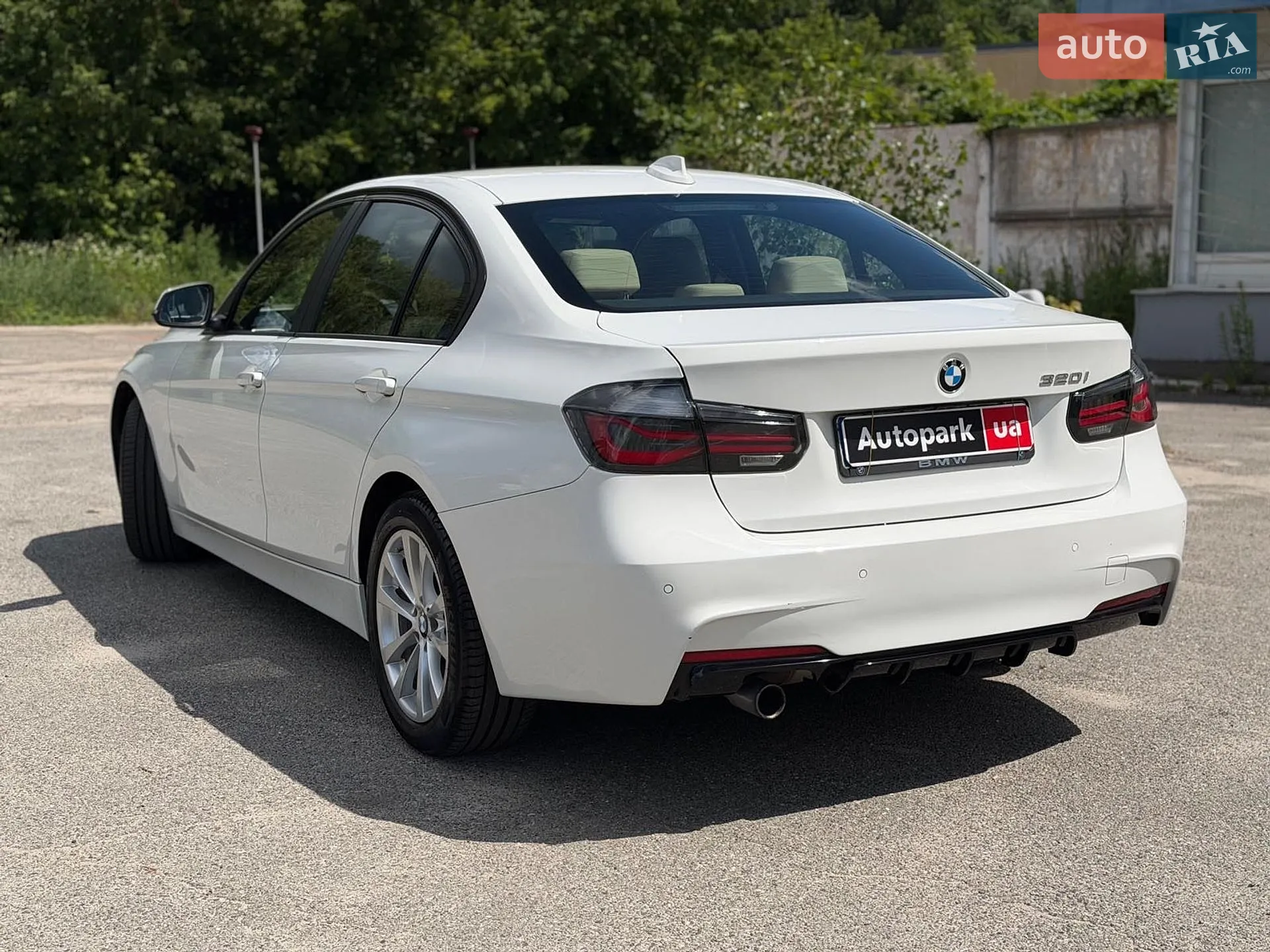 2016 BMW 3er - мініатюра 9