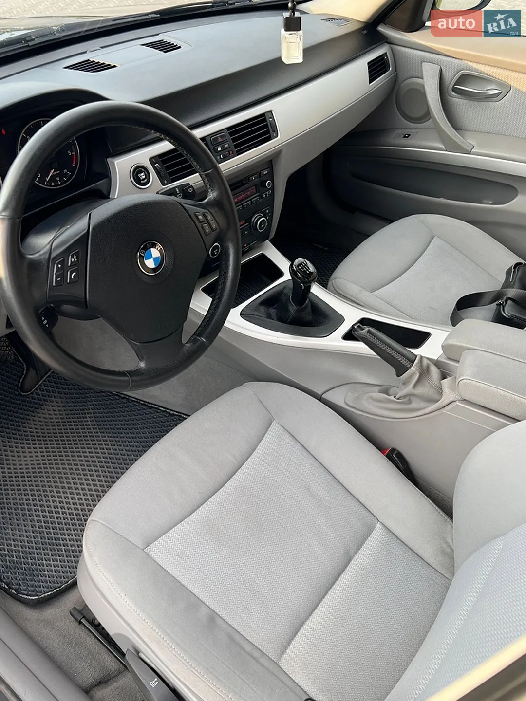 2010 BMW 3er - мініатюра 9