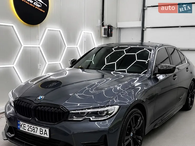 BMW 3 Series 2021