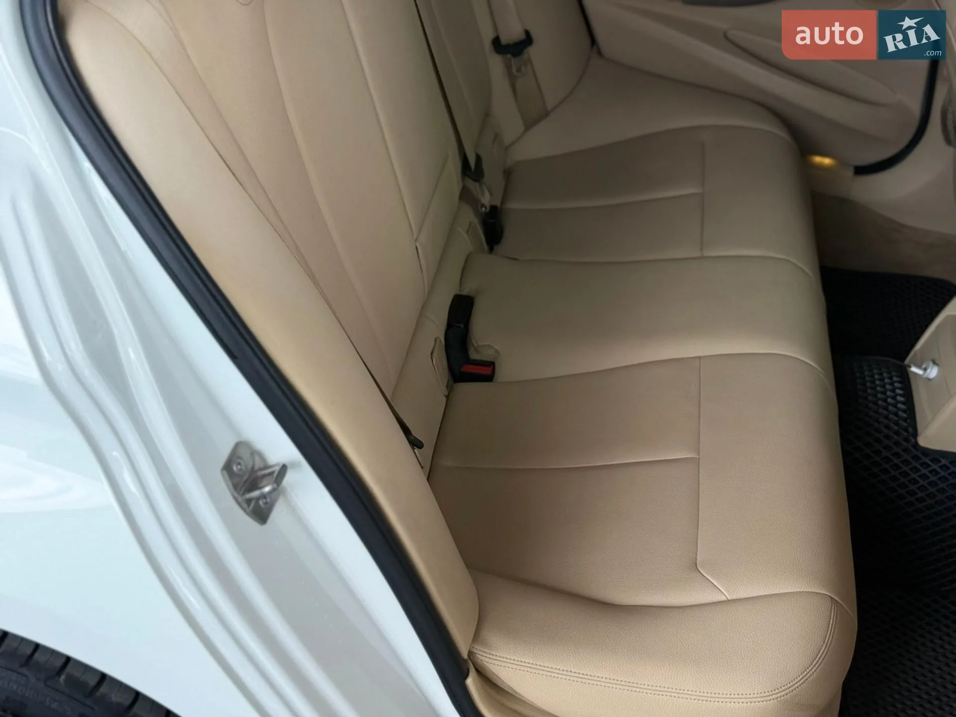 2012 BMW 3er - мініатюра 29