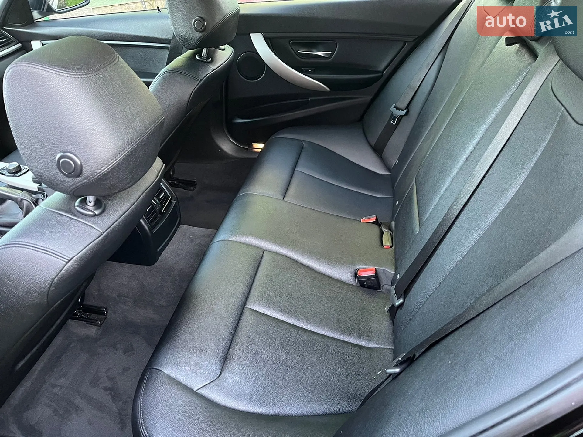 2016 BMW 3er - мініатюра 16