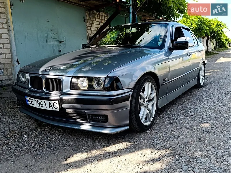 BMW 3 Series 1994 VIN WBACG21000AG41596 фото оголошення 25 з 56