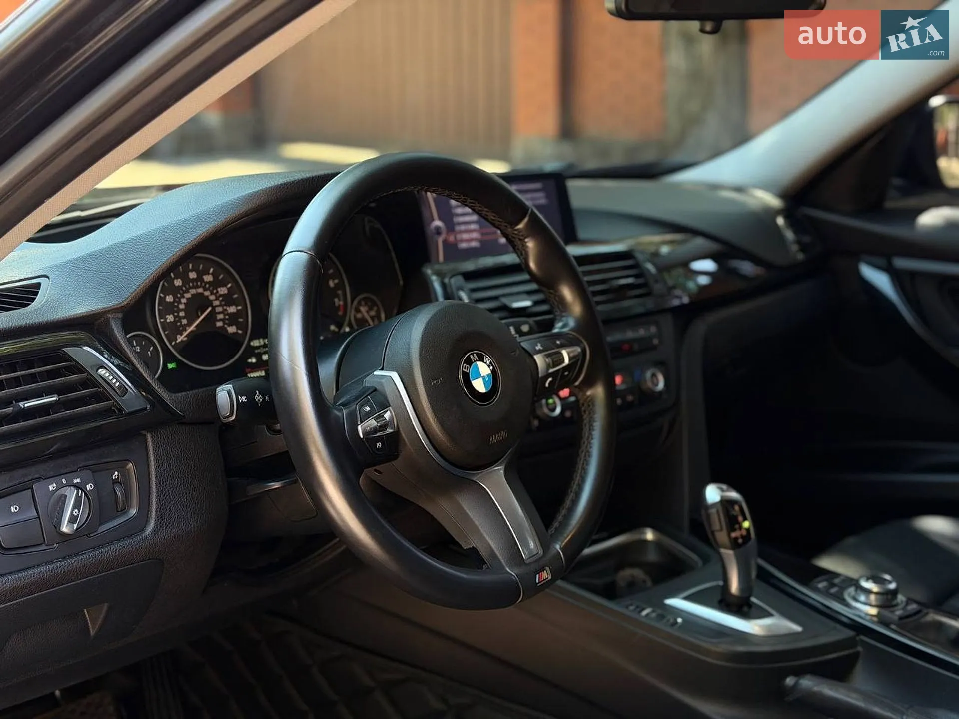 2012 BMW 3er - мініатюра 12