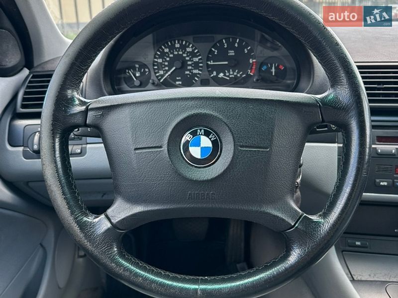 Седан BMW 3 Series 2002 в Киеве