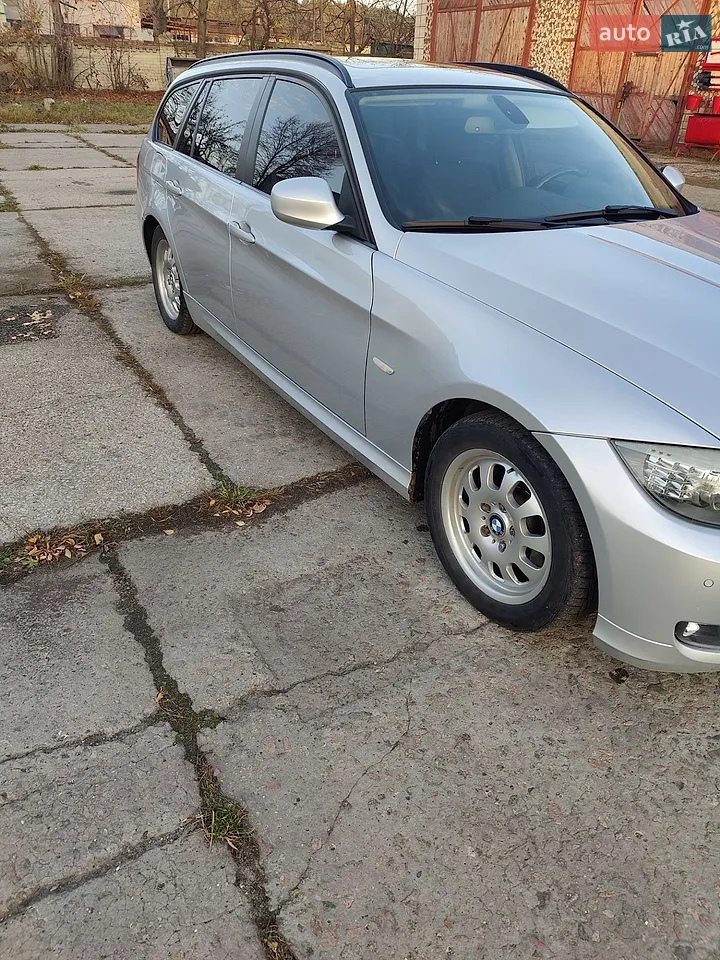 2010 BMW 3er - мініатюра 31