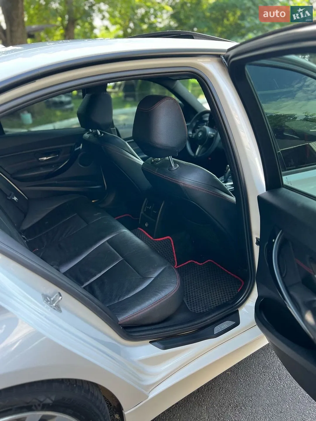 2012 BMW 3er - мініатюра 28