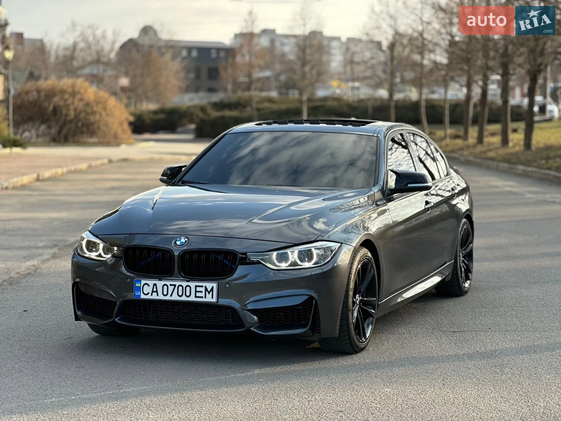 BMW 3 Series 2002 VIN WBAAS71060CJ33170 фото оголошення 4 з 19