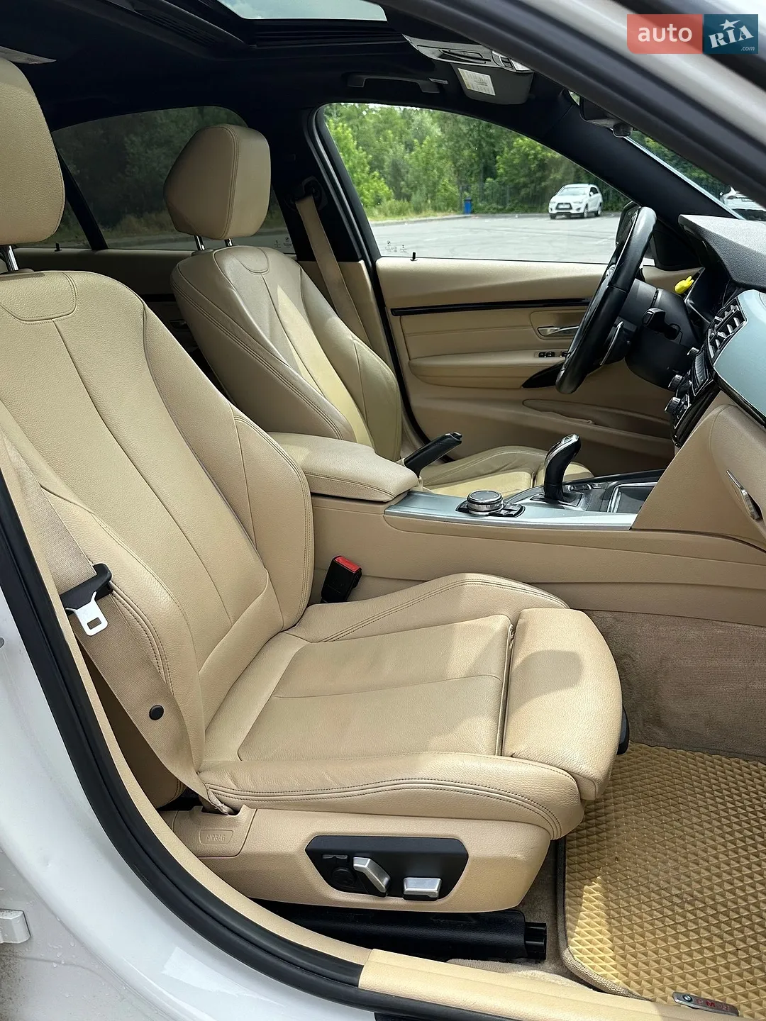 2016 BMW 3er - мініатюра 11