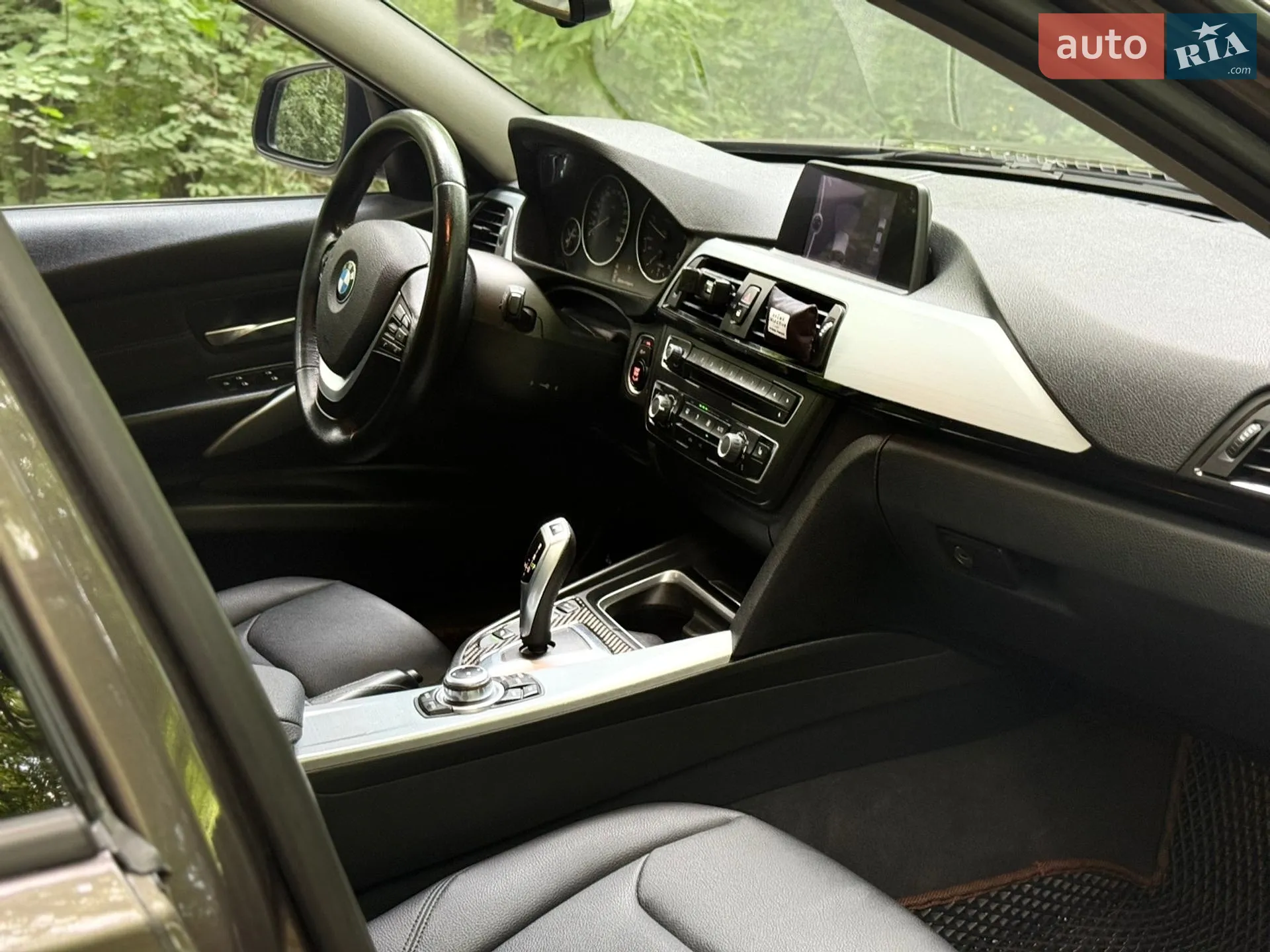 2012 BMW 3er - мініатюра 18