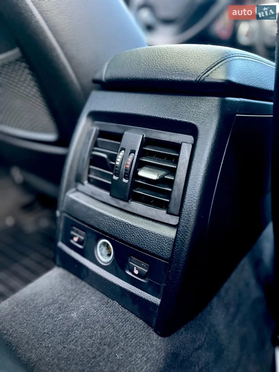2012 BMW 3er - мініатюра 25