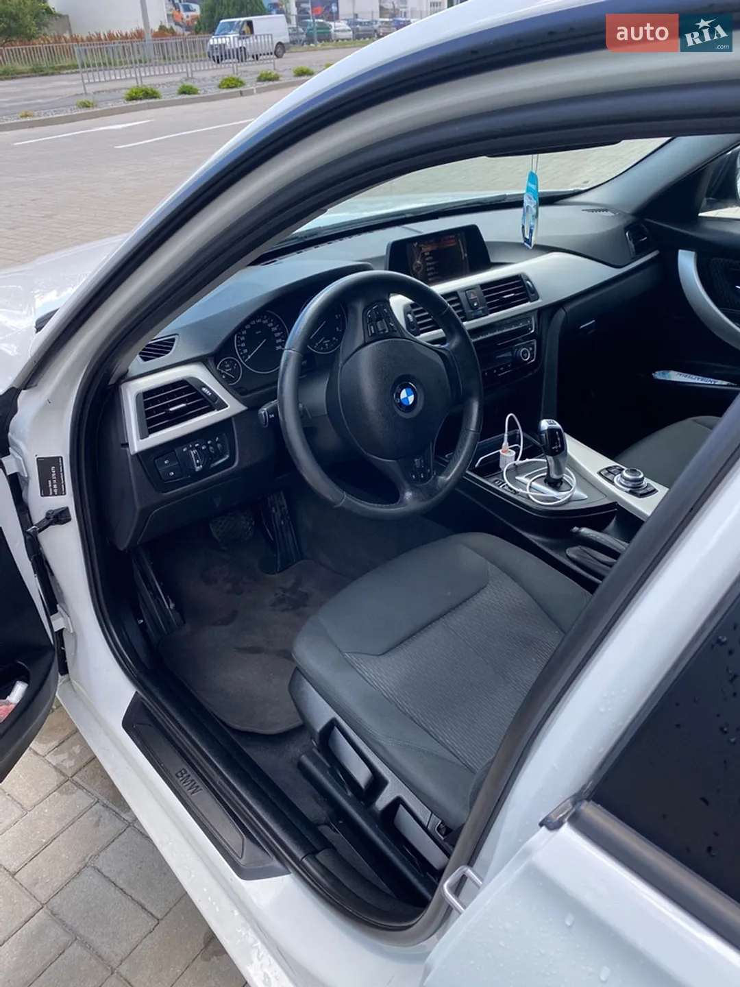 2016 BMW 3er - мініатюра 9