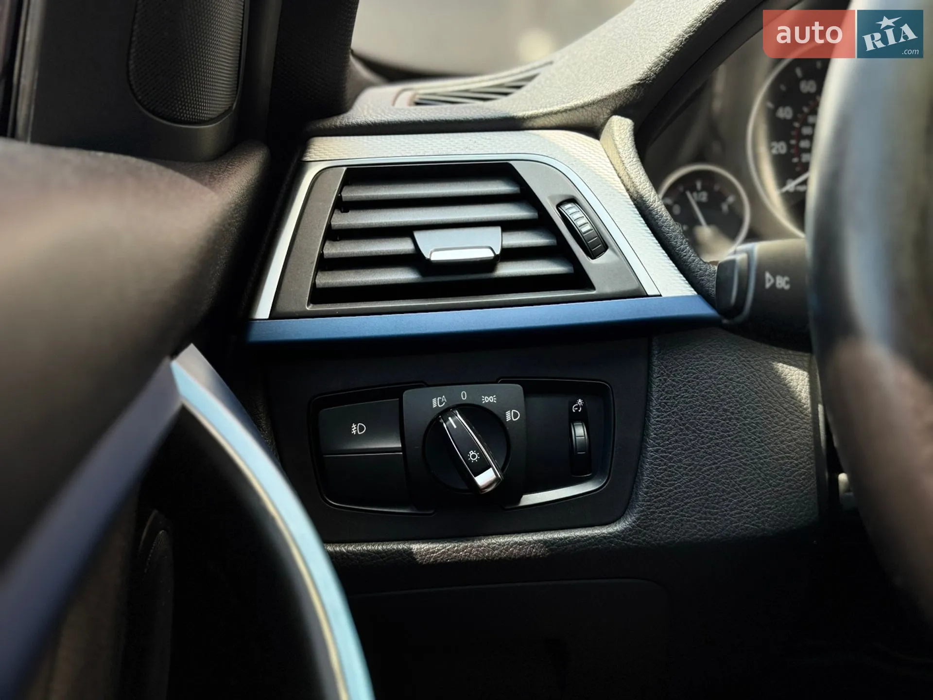 2016 BMW 3er - мініатюра 11