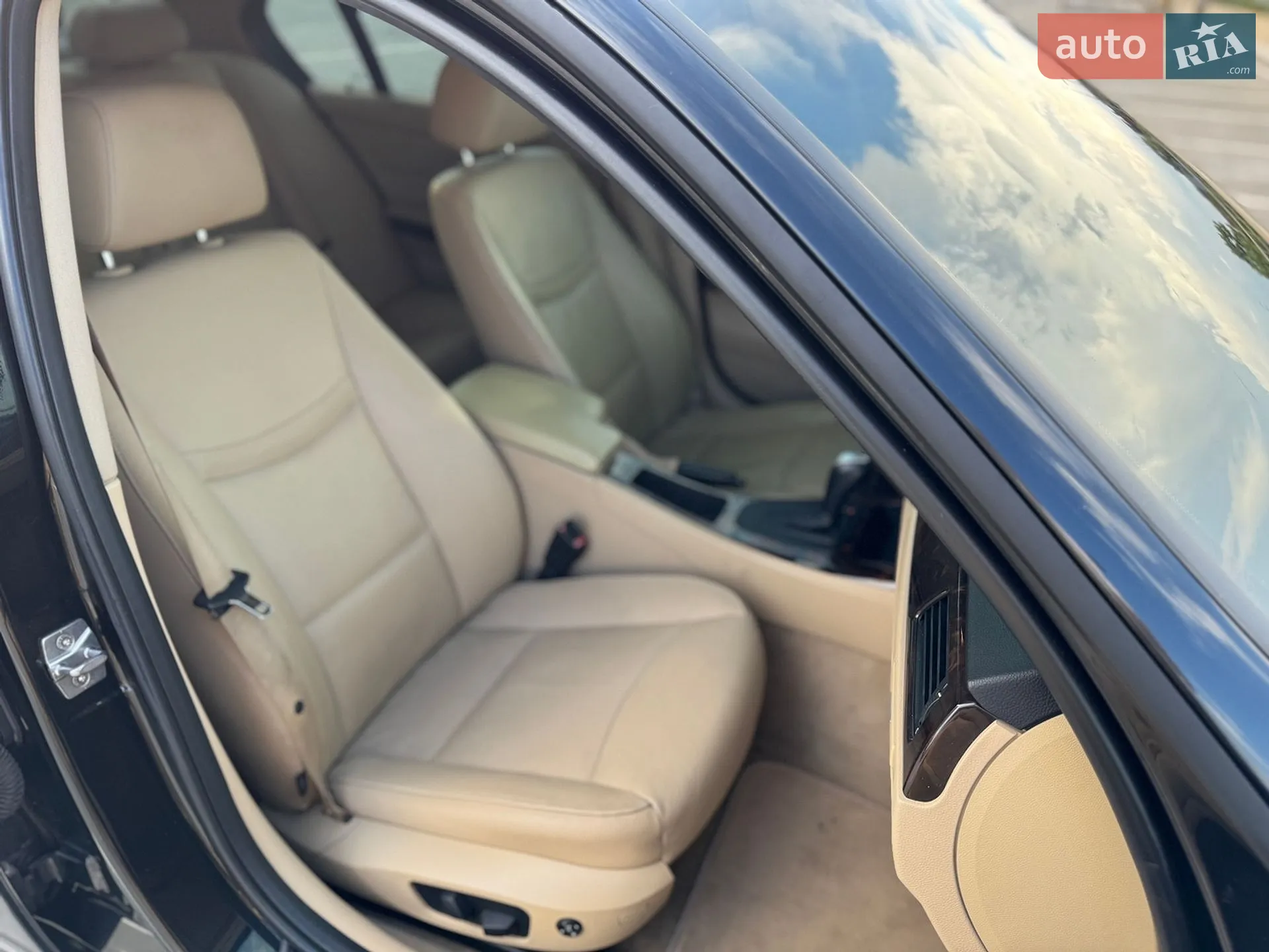 2010 BMW 3er - мініатюра 26
