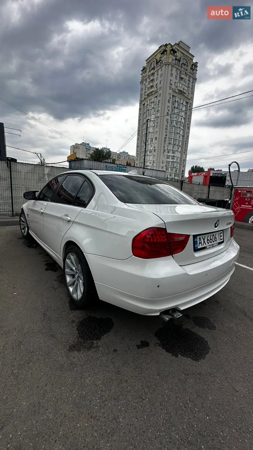 2011 BMW 3er - мініатюра 4
