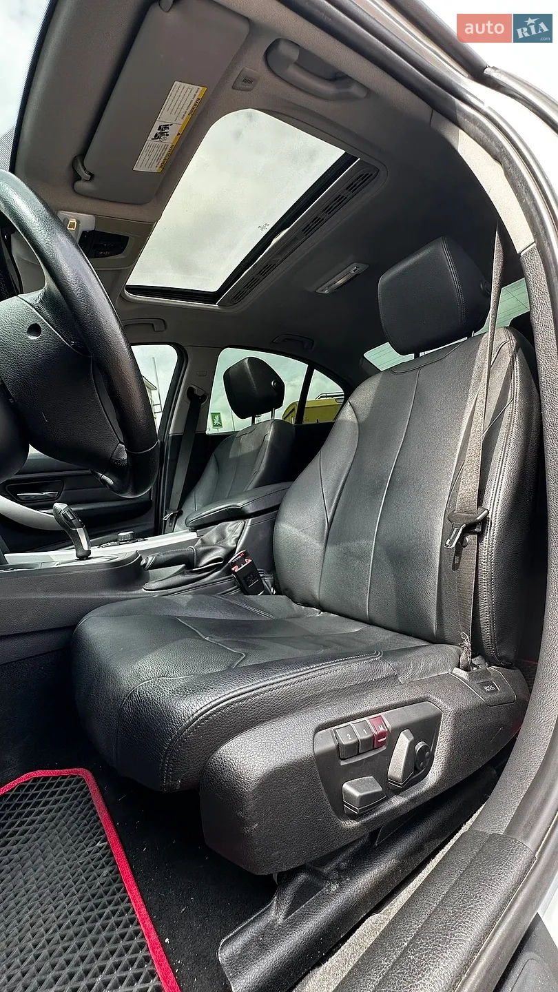 2012 BMW 3er - мініатюра 18
