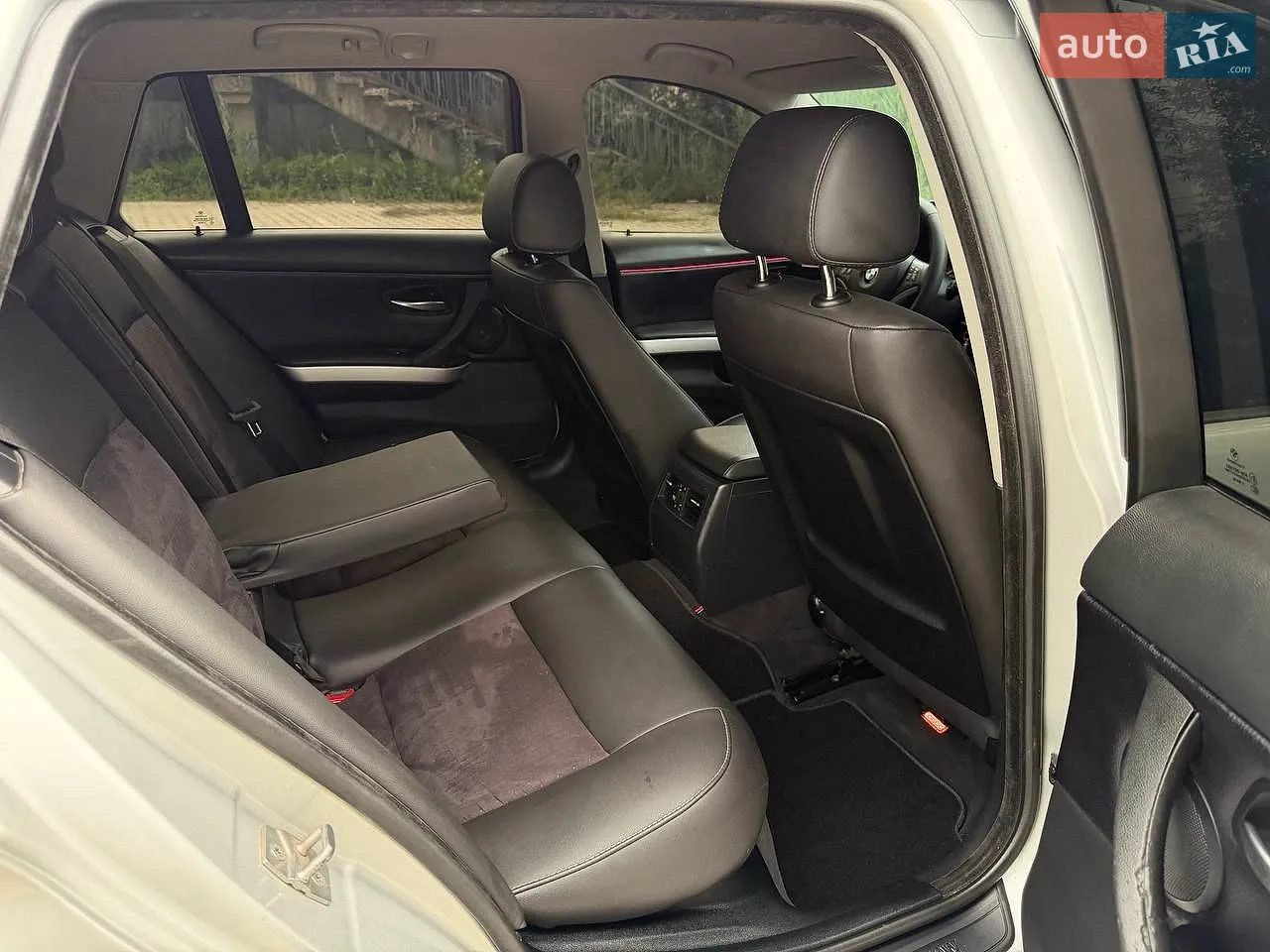 2010 BMW 3er - мініатюра 30
