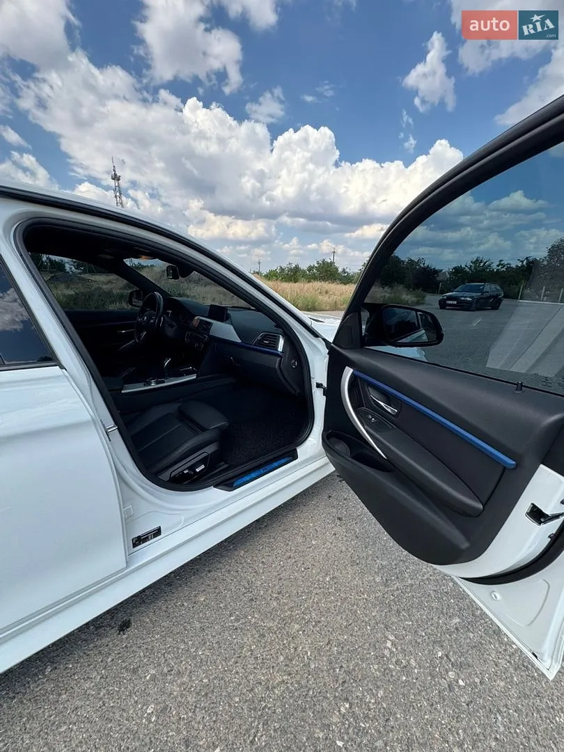 2016 BMW 3er - мініатюра 18
