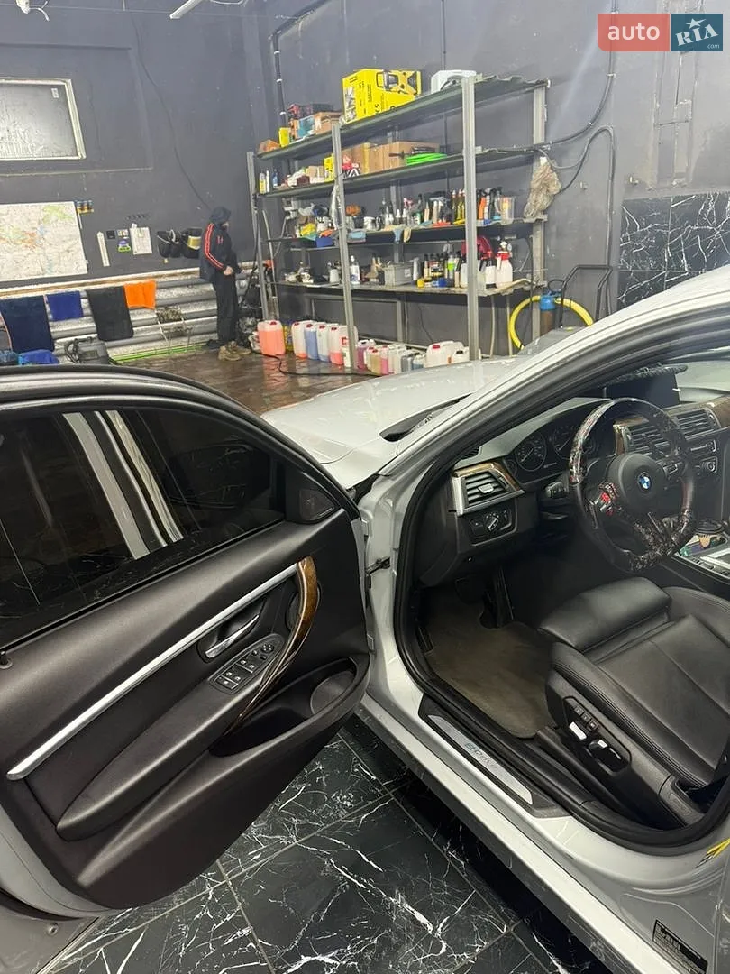 BMW 3 Series 2017 VIN WBA8E1C39HA029452 фото оголошення 8 з 9