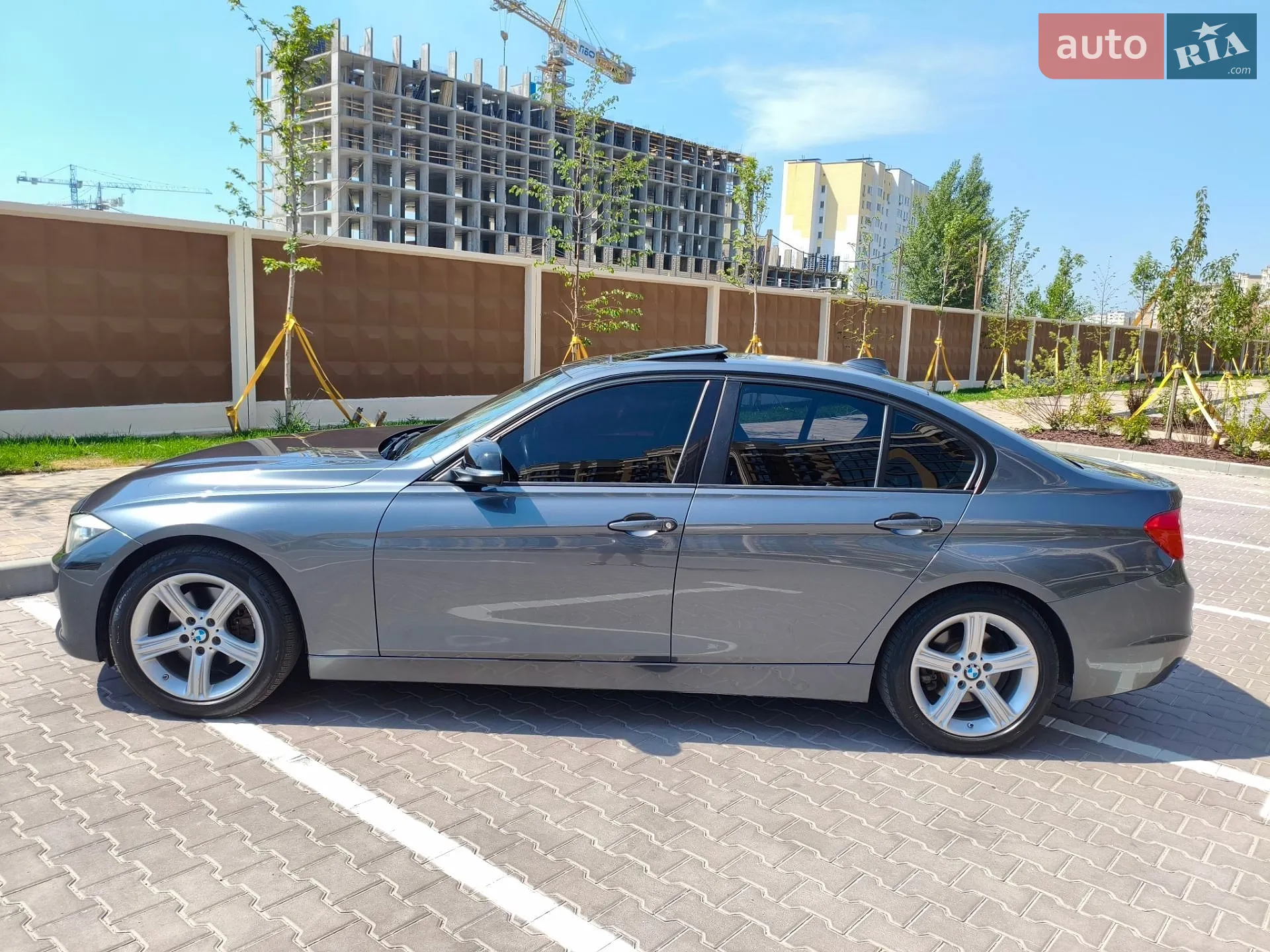 2013 BMW 3er - мініатюра 2